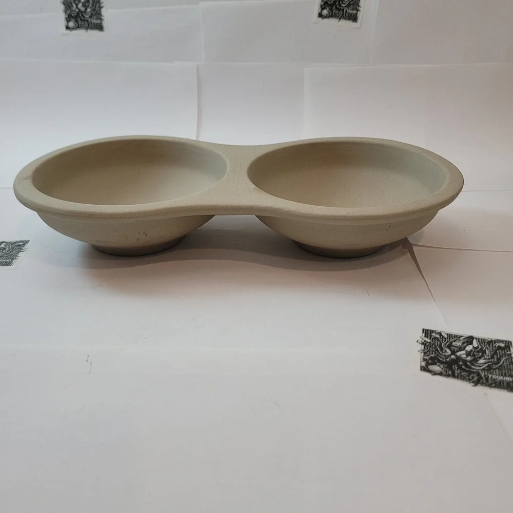 Pampered Chef Stoneware 2184 Tan Two-Well Dipping Serving Baker‎ USA